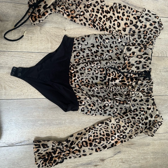 House Of Harlow Vada Leopard Bodysuit Revolve - Picture 7 of 7